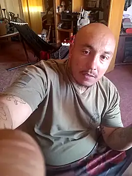 dick4yourholes - Dick4yourholes's free webcam - UK Sex Cams