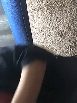 alevnaz - AlevNaz's free webcam - UK Sex Cams