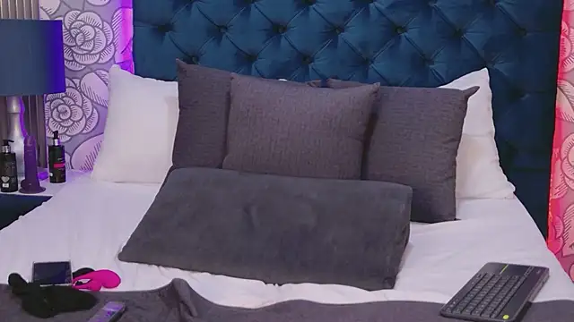 antonellaescudero - AntonellaEscudero's free webcam - UK Sex Cams