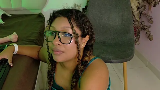 sabrina_lafaux_cr - Sabrina_lafaux_cr's free webcam - UK Sex Cams