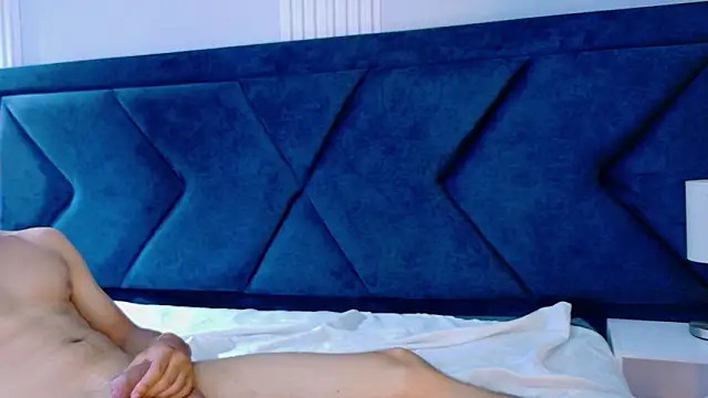 samantha_and_williams - Samantha_and_williams's free webcam - UK Sex Cams