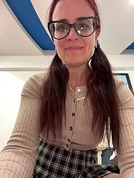 NataKitten live sex cam