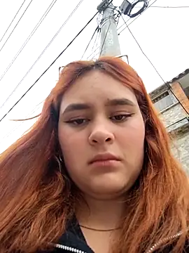 katty_42 (F teen) - Bouncing tits in public