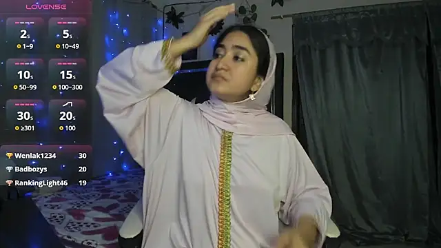 samiraawada (F young) - FINGER PUSSY + MASTURBATION