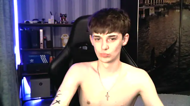 sweet_dude (M young) - close up dick in underwear