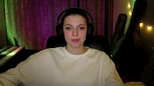 cutieanny - CutieAnny's free webcam - UK Sex Cams