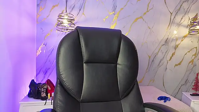 Scaarlettfox live cam profile