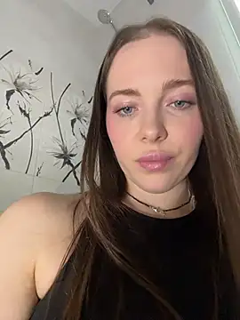 -sweetdi- (F young) - show boobs