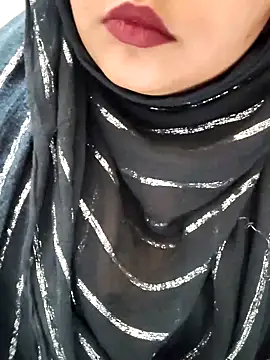 indian-nazia (F young) - Full face show