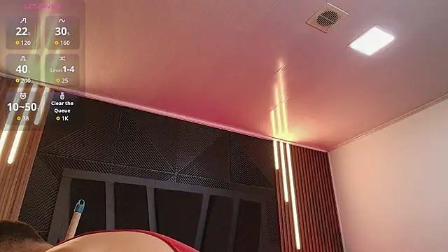 lorenzo_walker_1 (Ask my age) - Naked & Oiled Chest