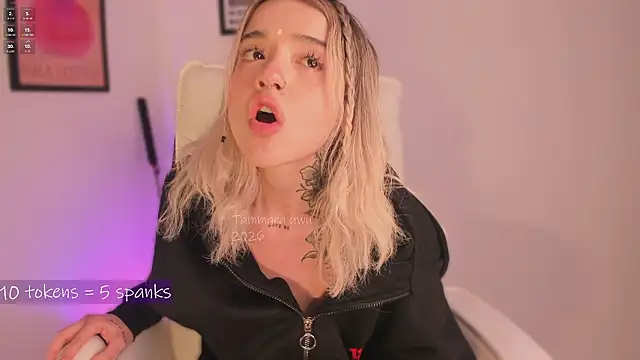 _tammara_ (F young) - nipple play + saliva