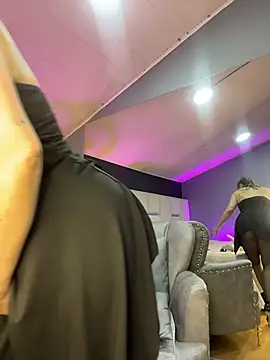 samantha_milf__ - Samantha_Milf__'s free webcam - UK Sex Cams