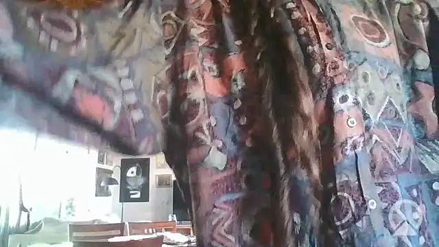 aircum99 (Ask my age) - show 8 inches ;)