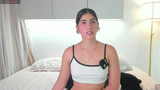 gaby_zahir_ (F young) - Get me naked