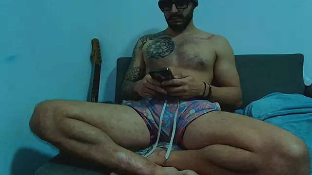 thomas_gun - Thomas_gun's free webcam - UK Sex Cams