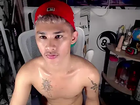 urpinoyhot - UrPinoyhot's free webcam - UK Sex Cams