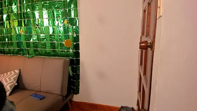 tiffany_nm - Tiffany_Nm's free webcam - UK Sex Cams