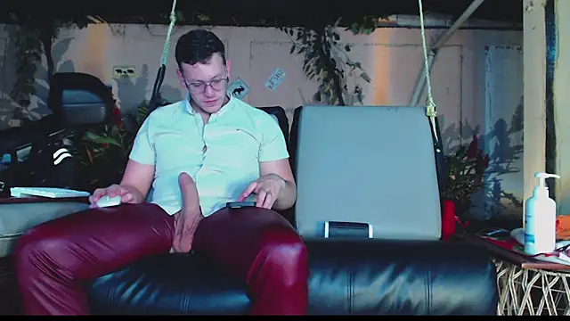 Neil_and_isaac live cam