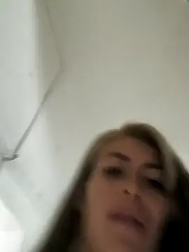 tefannyy_ - Tefannyy_'s free webcam - UK Sex Cams