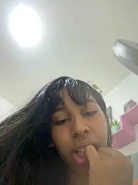 Webcam Model (THALIA_EF)  is live.Free join now!