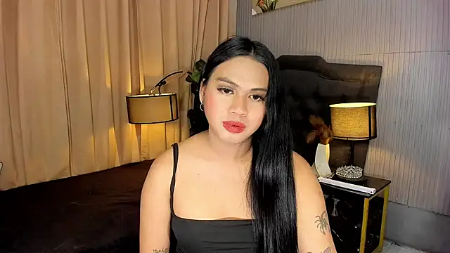 asianhugecockjulia - Asianhugecockjulia's free webcam - UK Sex Cams