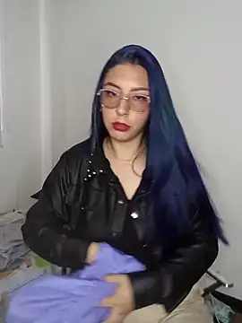 sckarleth_04 - Sckarleth_04's free webcam - UK Sex Cams