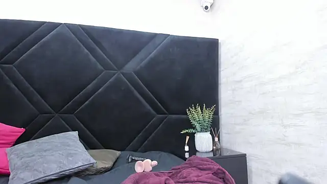 dantzel_ - Dantzel_'s free webcam - UK Sex Cams