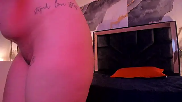 susanvilla - SusanVilla's free webcam - UK Sex Cams