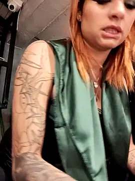 cataleya_16 (F young) - Off pants in bar