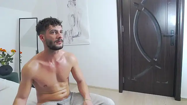 i_amalessandro - I_amAlessandro's free webcam - UK Sex Cams