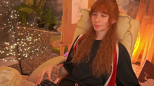 nicol_moonn (F young) - a gift