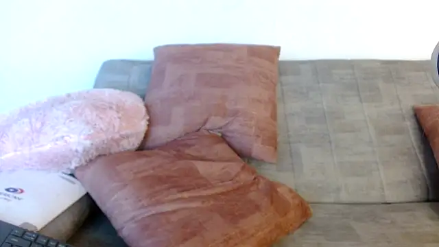 Foxkatty69 live sex cam