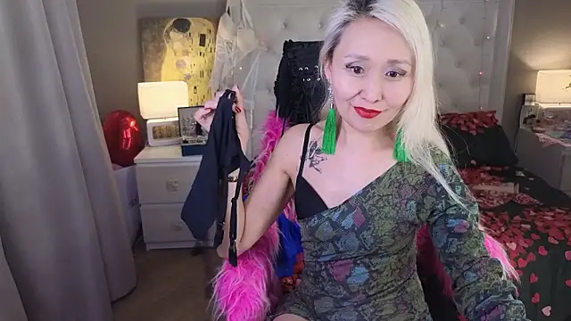 cam sex live RoxalanaStar