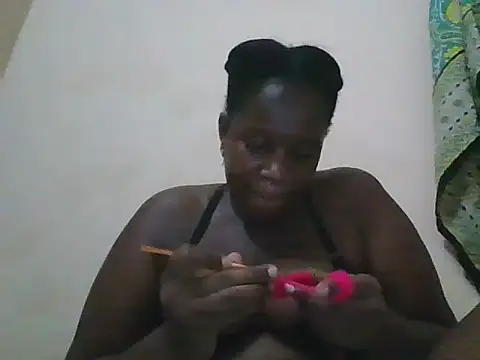 sexy_valentine001 - Sexy_valentine001's free webcam - UK Sex Cams