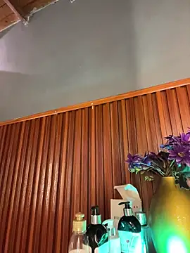 marilynsmith01 (F young) - control domi x 3 minutes