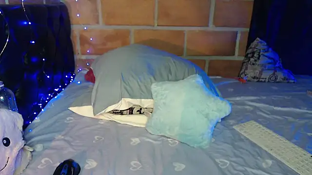 nathacha - Nathacha's free webcam - UK Sex Cams