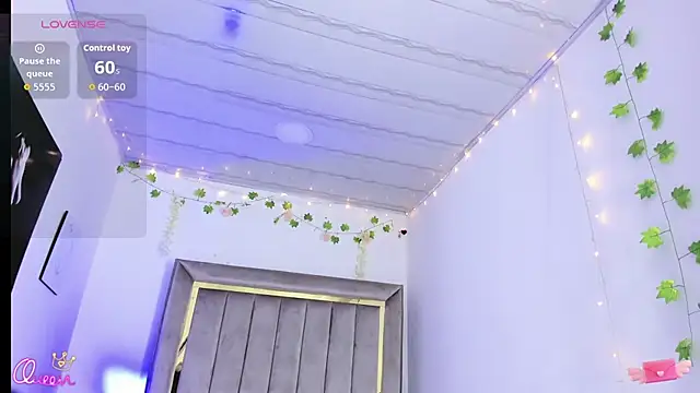 scarlettvell - ScarlettVell's free webcam - UK Sex Cams