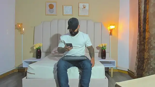 Lyon_vach's live cam