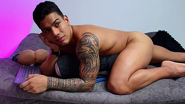 BrayaanFit live sex cam