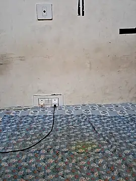 Webcam Model (Akni_)  is live.Free join now!