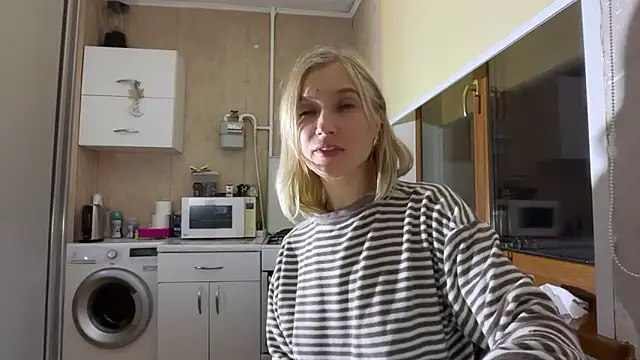 angeljeni - AngelJeni's free webcam - UK Sex Cams