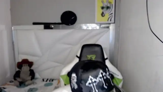 street_poemm_ - Street_poemm_'s free webcam - UK Sex Cams