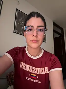 _Niah_ live cam profile