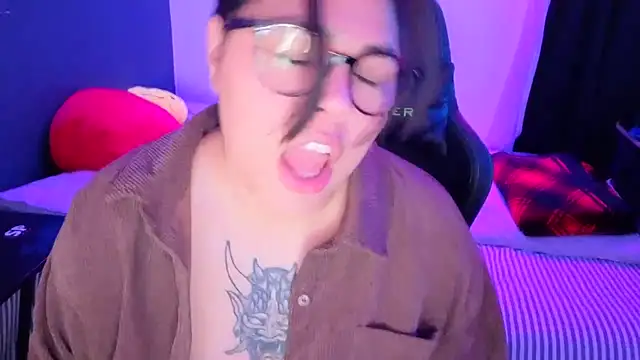 miacanela_xo live cam profile