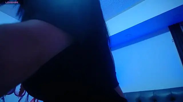 kittyhouse_hs live cam profile