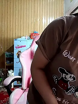 Na_na90 live cam profile