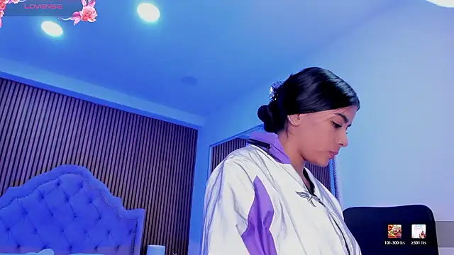 selenastonne (F young) - control domi naked x 7 min+tits out🥵🥵