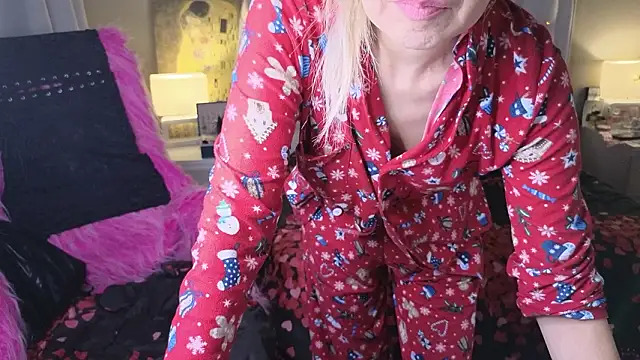 roxalanastar - RoxalanaStar's free webcam - UK Sex Cams