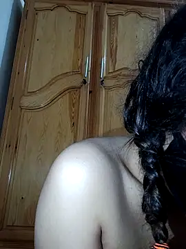 ghadiraa (F young) - اصبعي بطيزي fuck ass👈🫠🍒🍑🍑🍑