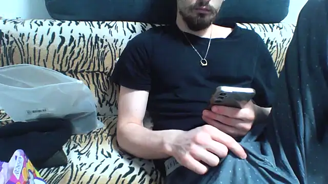 kaelnox - KaelNox's free webcam - UK Sex Cams